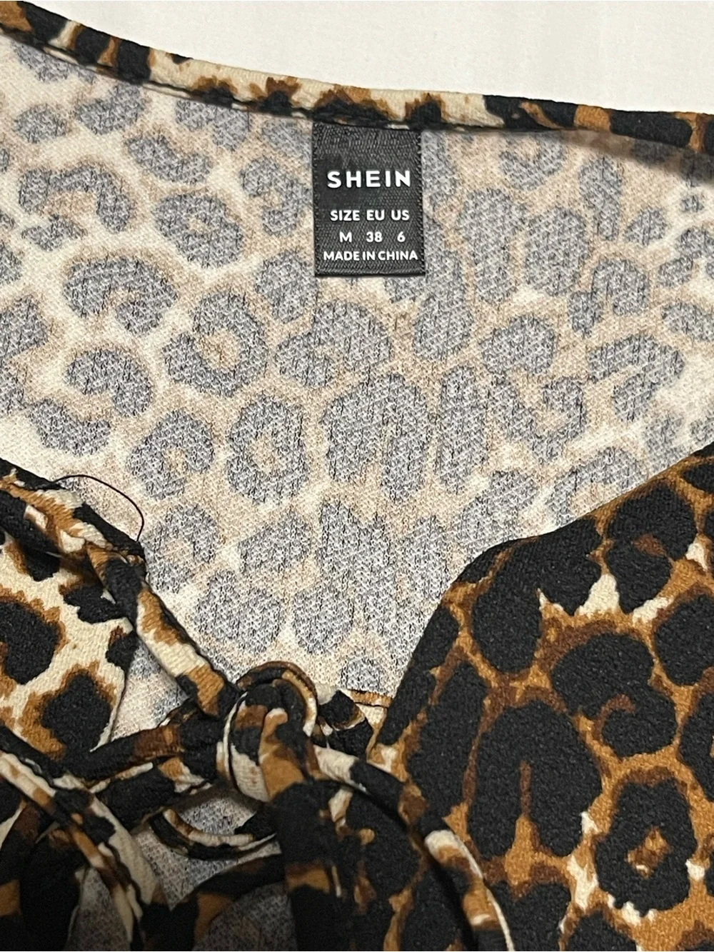 SHEIN Brown & Black Leopard Tie-Front Puff Sleeve Blouse
